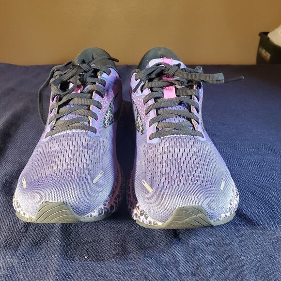 Size 10.5 - Brooks Ghost 14 Electric Cheetah Run Wild - Purple - Picture 1 of 11